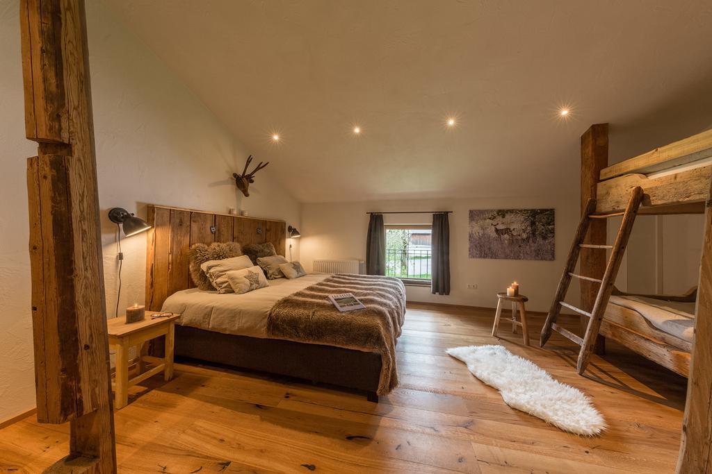 Bauernlodge Alpin Appartements Höfen Esterno foto